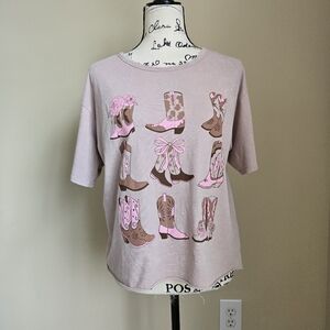 Beachbum Cowboy Boot T Shirt NWOT Womens M Raw Hem Short